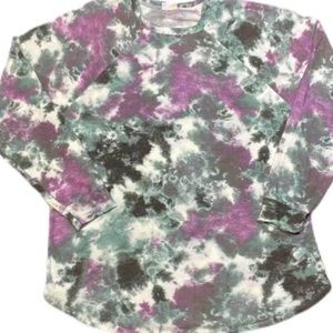 Hello! Here to buy for my preteen, teenage, young adult children & myself! 😊